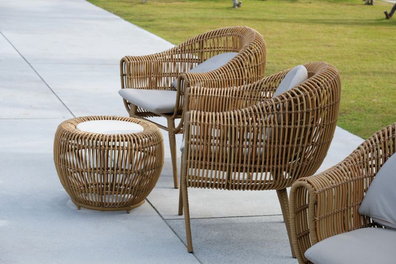 Outdoor Furniture Service detail