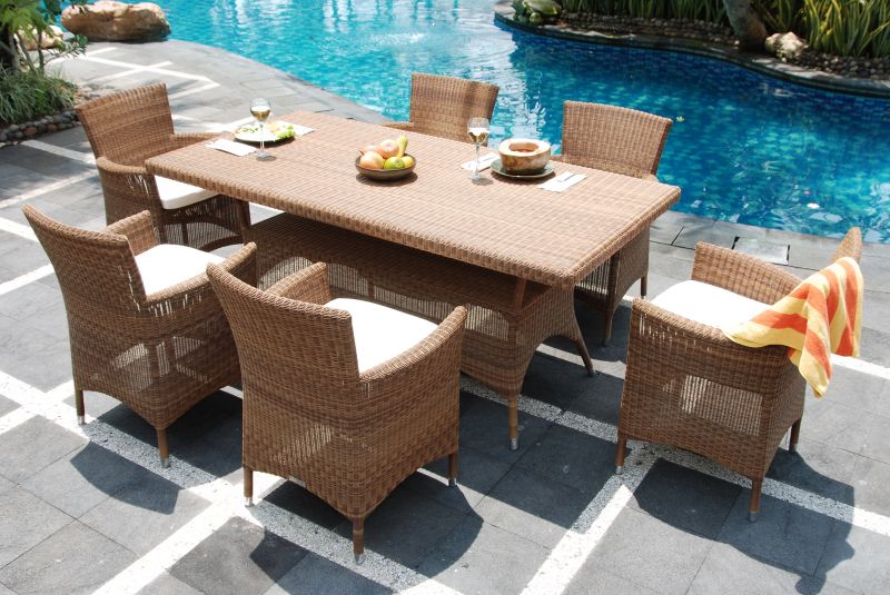 Outdoor Furniture Service detail